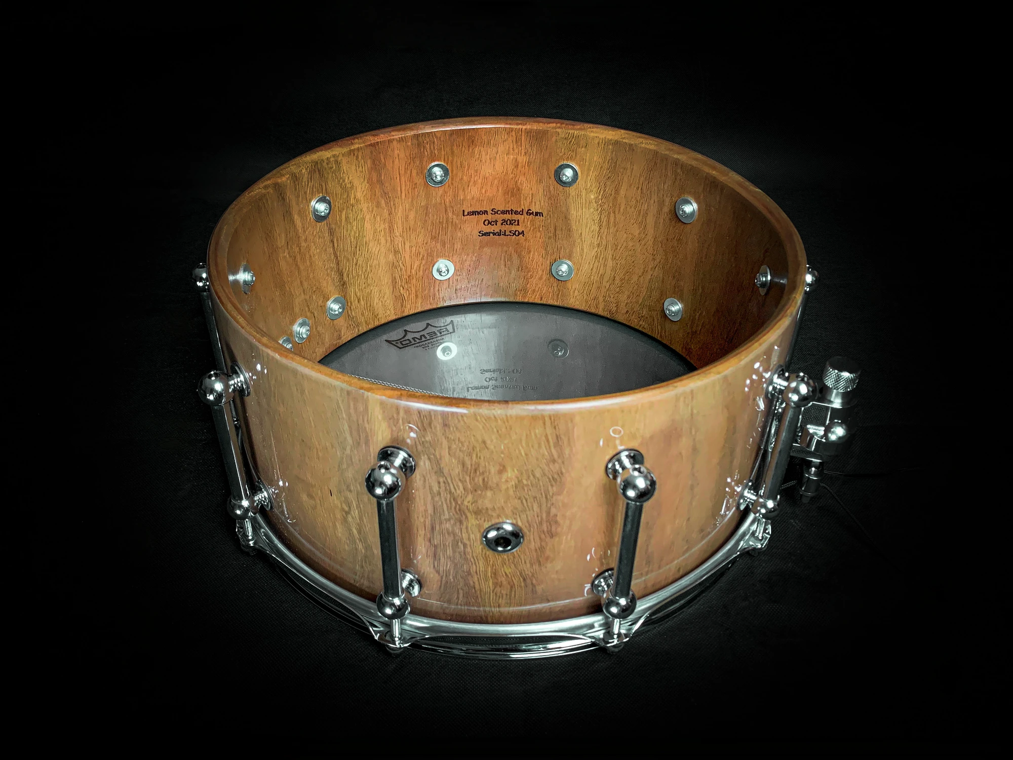 Lemon Scented Gum 14”x6.5” (Gloss) — view 2