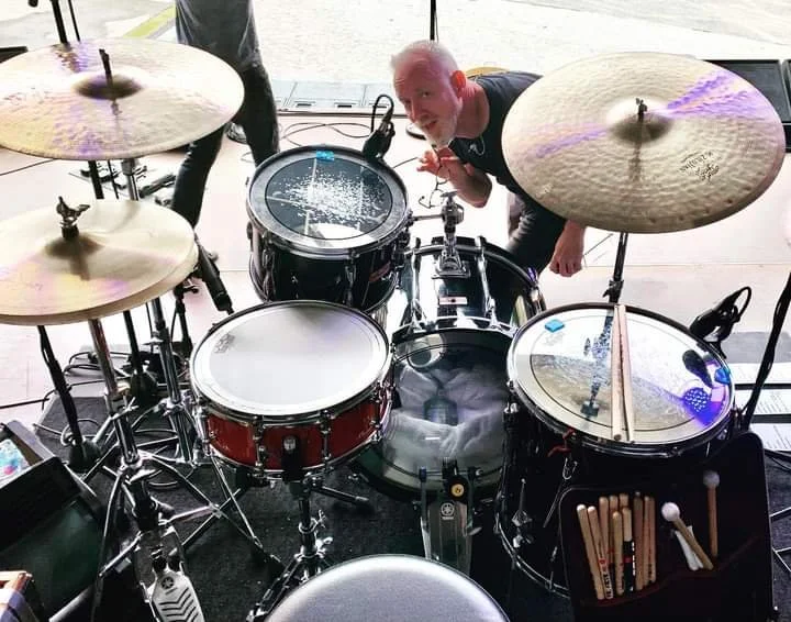 Aaron Comess’ kit set up with the River Red Gum snare